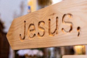 JESUS: Bild Thomas Kempf - Pfarrbriefservice